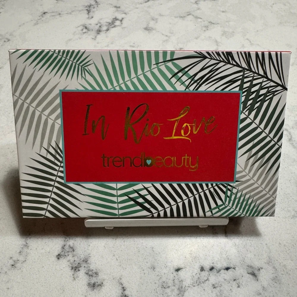 Trend Beauty In Rio Love Eyeshadow Palette 16 Shades Shimmer Matte Tropical